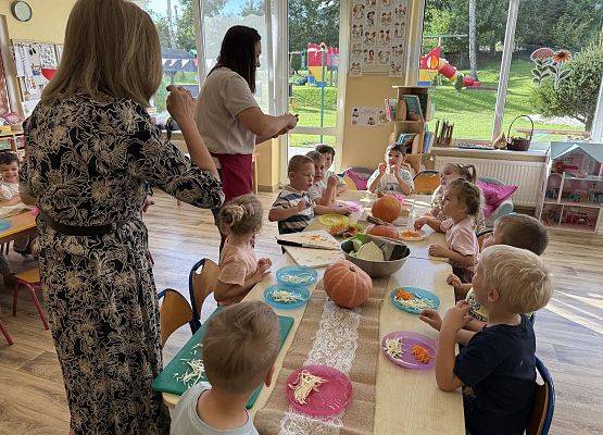 Grafika 8: 22.09.2026 Owocowe i warzywne przysmaki w grupie „Odkrywców"