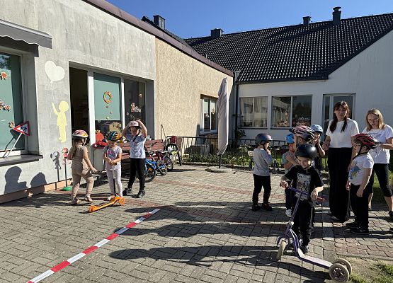 Grafika 32: 28.09.2026 Europejski Dzień Sportu 2026 w naszym przedszkolu!