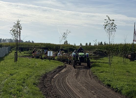 Grafika 73: 29.09.2026 Wycieczka na Farmę Alexa!
