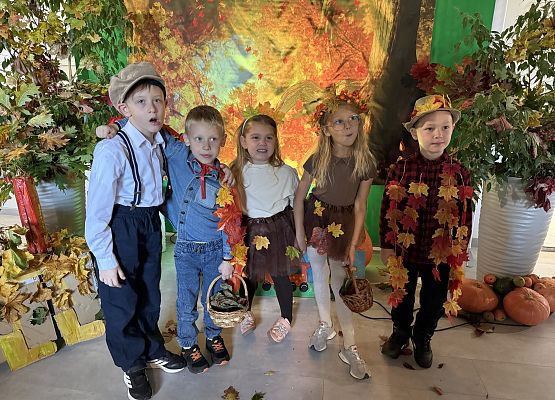Grafika 30: 01.10.2026 Konkurs recytatorski „Idzie jesień przez las"