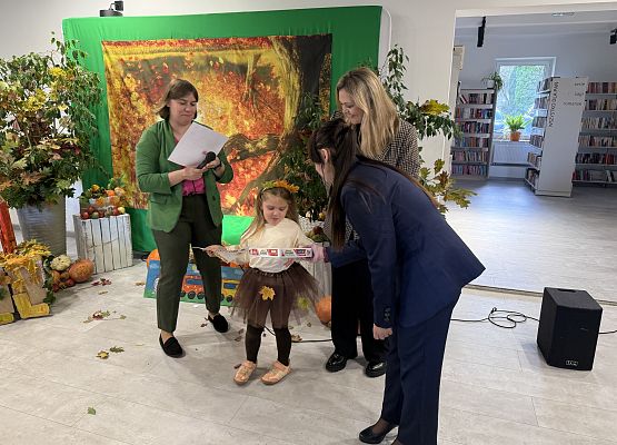 Grafika 44: 01.10.2026 Konkurs recytatorski „Idzie jesień przez las"