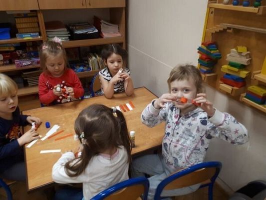 Przygotowanie stroików na kiermasz świąteczny#4