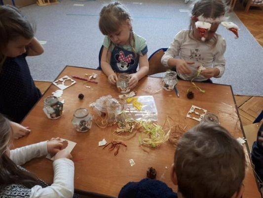 Przygotowanie stroików na kiermasz świąteczny#3