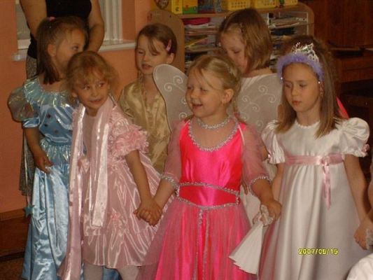 Grafika #6: 2008-05-15 - Kopciuszek wykonaniu Średniaków