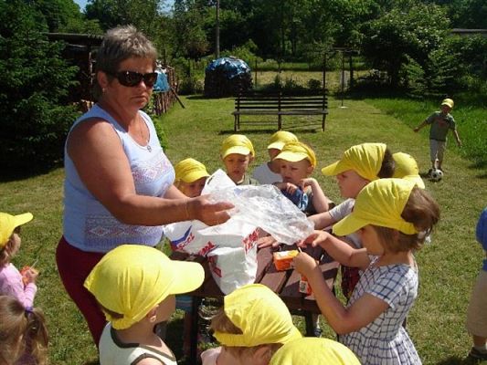 Grafika #13: 2008-06-03 - Maluchy na wycieczce w Mini ZOO w Charbrowie