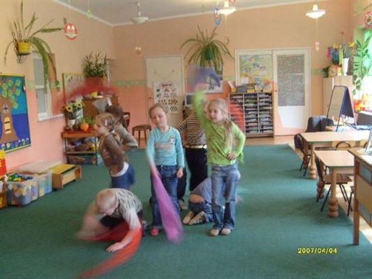 Grafika #2: 2008-04-04 - Zajęcia dodatkowe z rytmiki w grupie 6-latków