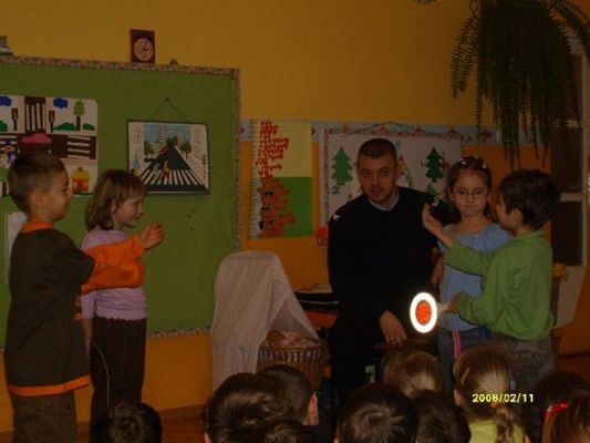 Grafika #2: 2008-02-11 - Spotkanie z Panem Policjantem