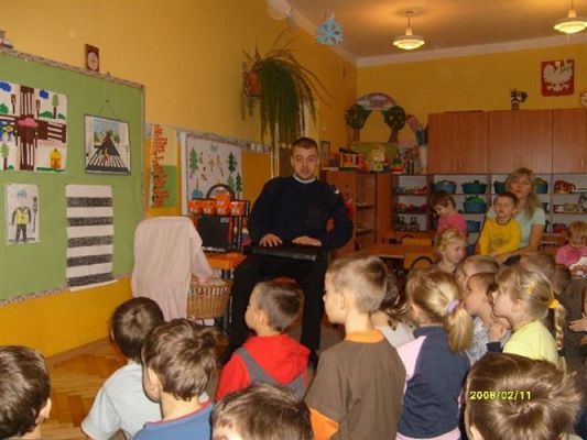 Grafika #10: 2008-02-11 - Spotkanie z Panem Policjantem