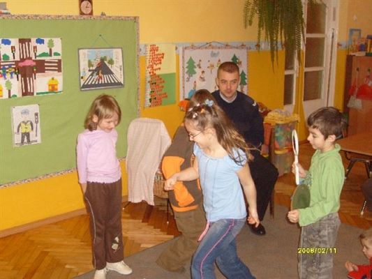 Grafika #13: 2008-02-11 - Spotkanie z Panem Policjantem