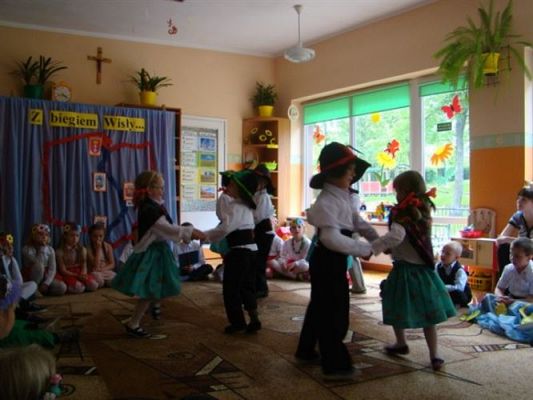 Grafika #49: 2009-05-20 Gminny Konkurs Plastyczny Kartka z Polski