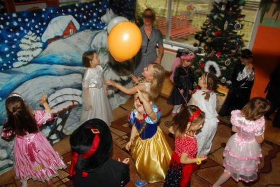 Grafika #9: 2009-01-28 Zabawa choinkowa