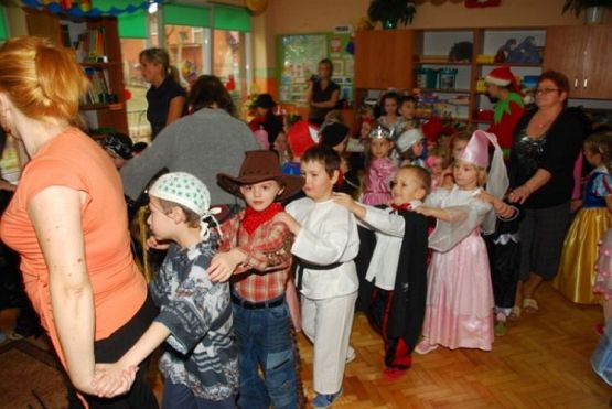 Grafika #10: 2009-01-28 Zabawa choinkowa