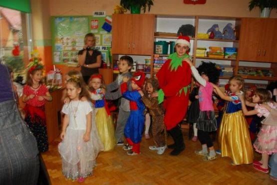 Grafika #13: 2009-01-28 Zabawa choinkowa