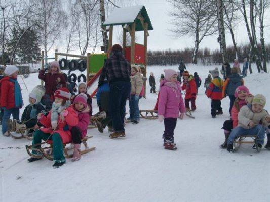 Grafika #9: 2009-02-19 Zabawy na śniegu