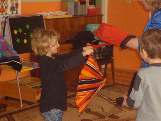 Grafika #6: 2009-03-24 Iluzjonista w przedszkolu