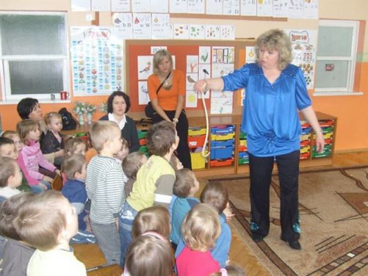 Grafika #12: 2009-03-24 Iluzjonista w przedszkolu