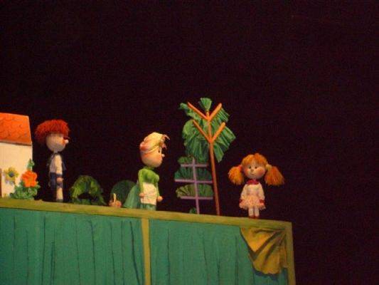 Grafika #3: 2008-11-21 Wyjazd do teatru w Słupsku na przedstawienie Jaś i Małgosia