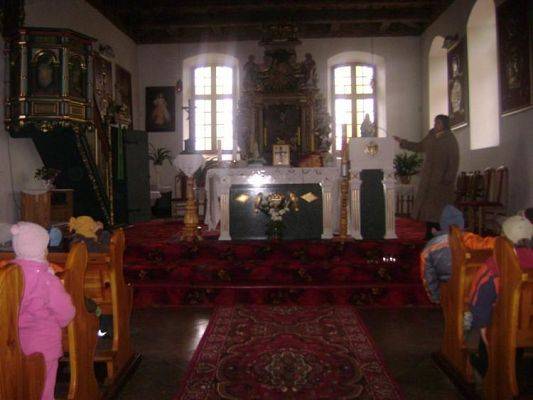 Grafika #8: 2009.11.04 - Piesza wycieczka do kościoła barokowego w Charbrowie