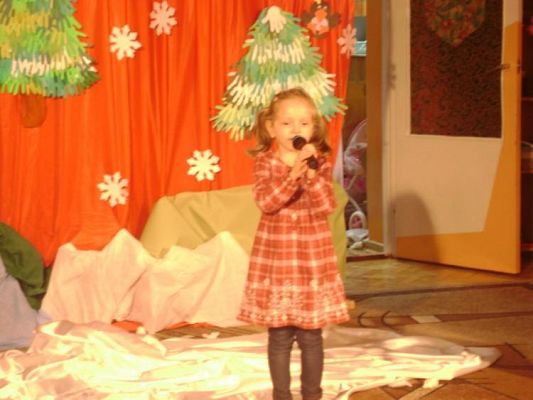 Grafika #1: 17.12.2009 - Przedstawienie "Zima lubi dzieci"