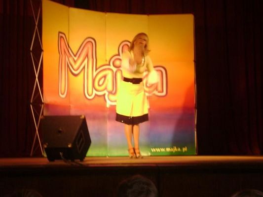 Grafika #0: 01.12.2009 - Na występie Majki Jeżowskiej