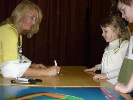 Grafika #8: 01.12.2009 - Na występie Majki Jeżowskiej