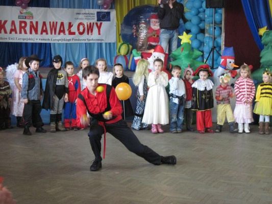 Grafika #4: 05.02.2010 - Bal karnawałowy