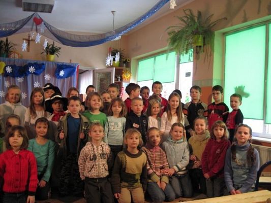 Grafika #9: Dzieci z klas I Szkoły Podstawowej w Wicku z wizytą w naszym przedszkolu.