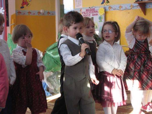 Grafika #1: 2010.01.22 - Dzień Babci i Dziadka w grupie "Maluszków"