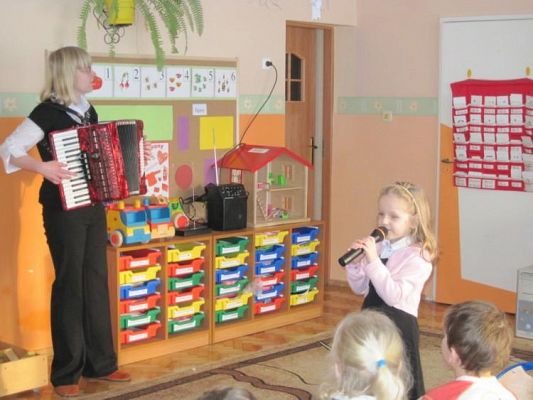 Grafika #6: 22.12.2009 - Wigilia w przedszkolu.