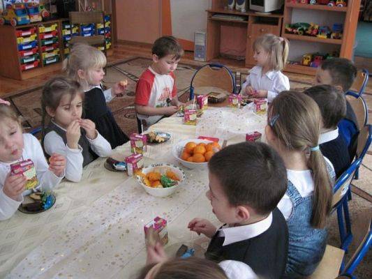 Grafika #8: 22.12.2009 - Wigilia w przedszkolu.