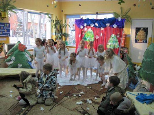 Grafika #19: 22.12.2009 - Wigilia w przedszkolu.