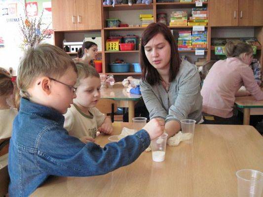 Grafika #3: 26.03.2010 - Klub Młodego Odkrywcy z wizytą w naszym przedszkolu