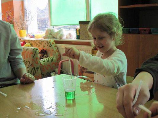 Grafika #12: 26.03.2010 - Klub Młodego Odkrywcy z wizytą w naszym przedszkolu