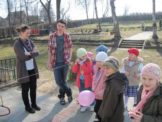 Grafika #20: 26.03.2010 - Klub Młodego Odkrywcy z wizytą w naszym przedszkolu