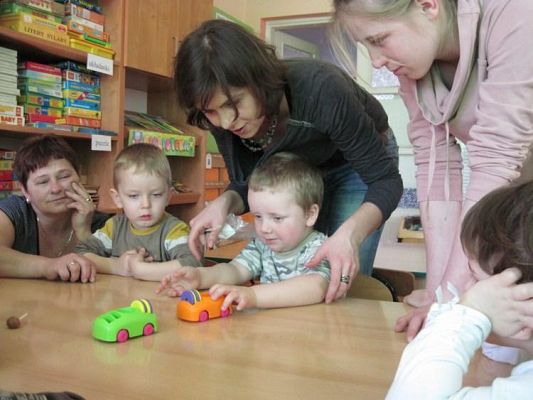 Grafika #29: 26.03.2010 - Klub Młodego Odkrywcy z wizytą w naszym przedszkolu