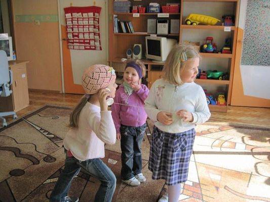 Grafika #30: 26.03.2010 - Klub Młodego Odkrywcy z wizytą w naszym przedszkolu