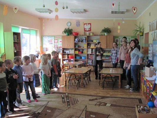 Grafika #34: 26.03.2010 - Klub Młodego Odkrywcy z wizytą w naszym przedszkolu