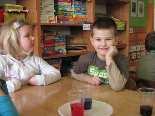 Grafika #36: 26.03.2010 - Klub Młodego Odkrywcy z wizytą w naszym przedszkolu