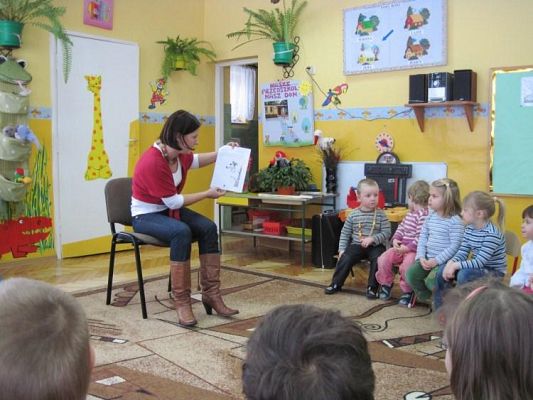 Grafika #2: " Cała Polska czyta dzieciom"