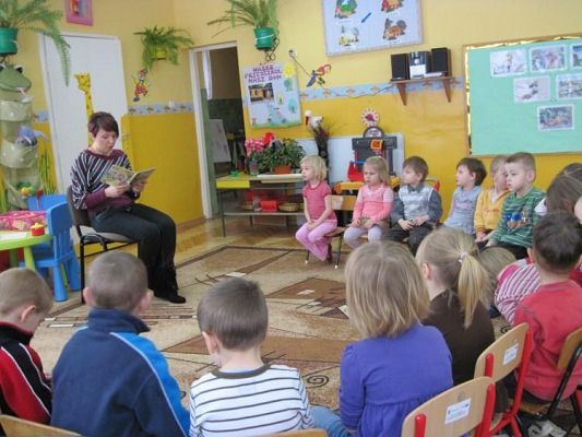 Grafika #3: " Cała Polska czyta dzieciom"