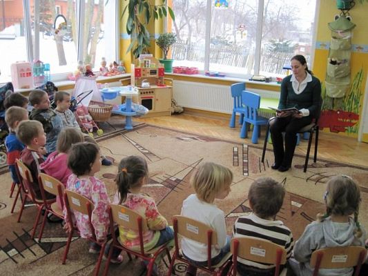 Grafika #5: " Cała Polska czyta dzieciom"