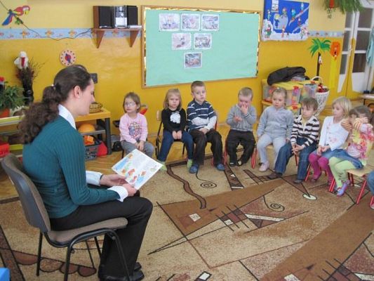 Grafika #6: " Cała Polska czyta dzieciom"