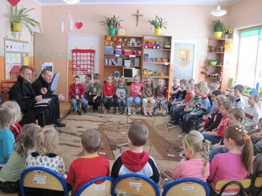 Grafika #5: 12.02.2010 - Pogadanka pt. "Bezpieczne ferie"