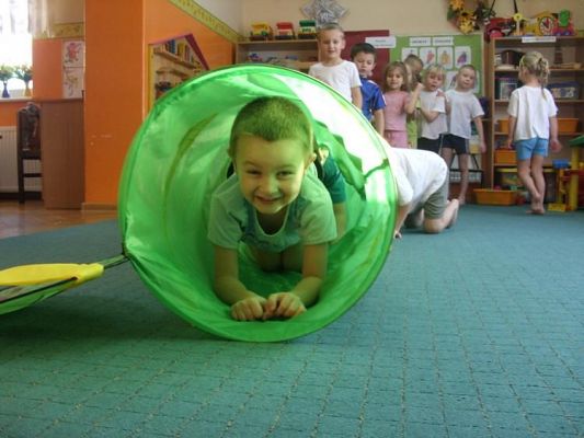 Grafika #3: 05.02.2010 - Ćwiczenia gimnastyczne w grupie "średniaków"