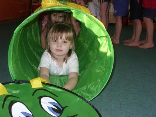 Grafika #5: 05.02.2010 - Ćwiczenia gimnastyczne w grupie "średniaków"