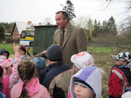 Grafika #3: 27.04.2010 - Wizyta w leśniczówce w Borze Charbrowskim