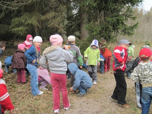 Grafika #6: 27.04.2010 - Wizyta w leśniczówce w Borze Charbrowskim