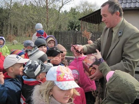 Grafika #14: 27.04.2010 - Wizyta w leśniczówce w Borze Charbrowskim