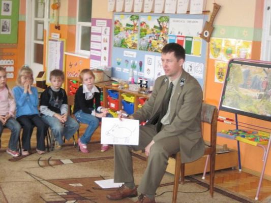 Grafika #3: 22.04.2010 - Spotkanie z panem leśniczym z Nadleśnictwa Lębork