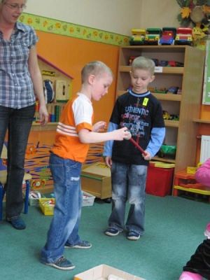 Grafika #5: 21.04.2010 - Zajęcia otwarte w grupie Średniaków